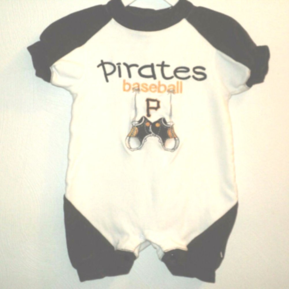 Pittsburgh Pirates One-Piece Infant Sz 6-9 Month Unisex Boys Girls White & Black